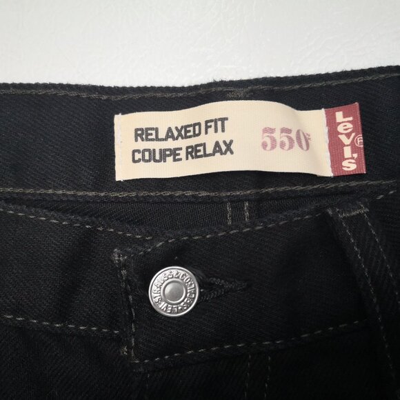 Levi's 550 Men's Size 34/30 Black Zipper & Button Closure Relaxed Fit Jeans - Picture 3 of 14